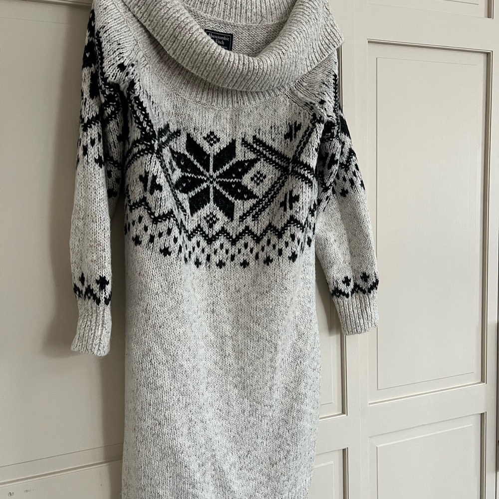 Abercrombie & Fitch Long Sleeve Off Shoulder Sweater Dress with Nordic Pattern